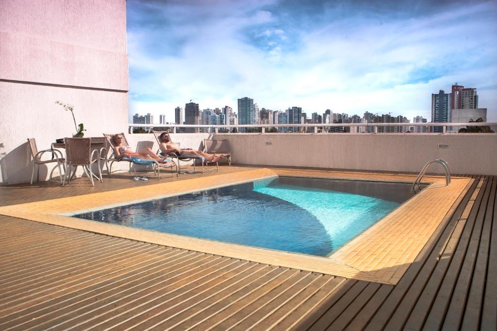  Golden Blue Hotel