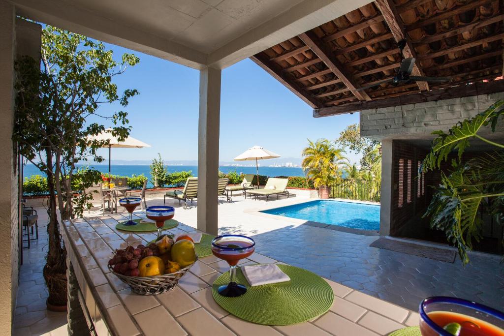 Bazén v ubytování Quinta Maria Cortez Beach Hotel nebo v jeho okolí