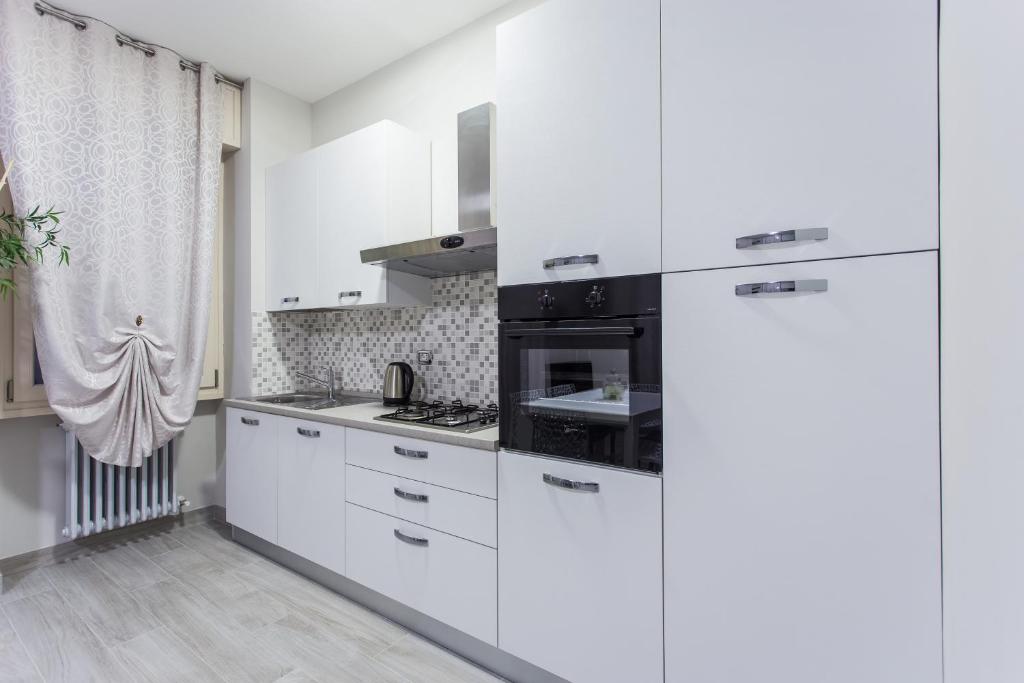 Kuchyň nebo kuchyňský kout v ubytování LM House
