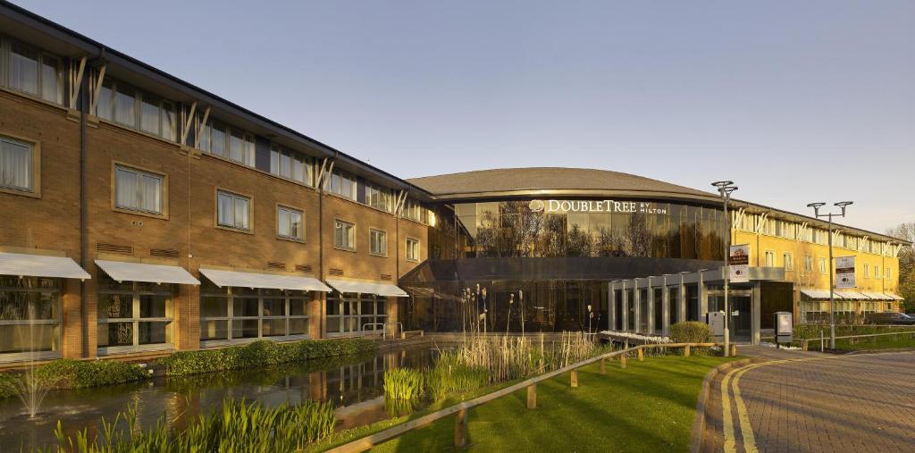 DoubleTree by Hilton Hotel Nottingham - Gateway - Housity