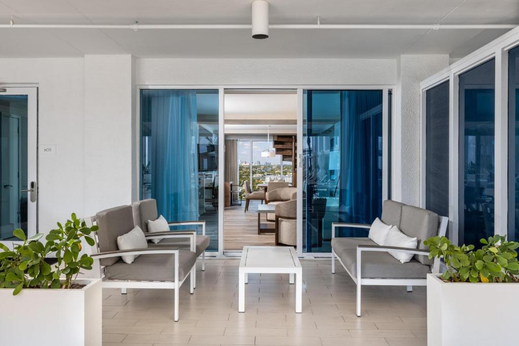 Conrad Fort Lauderdale Beach - 