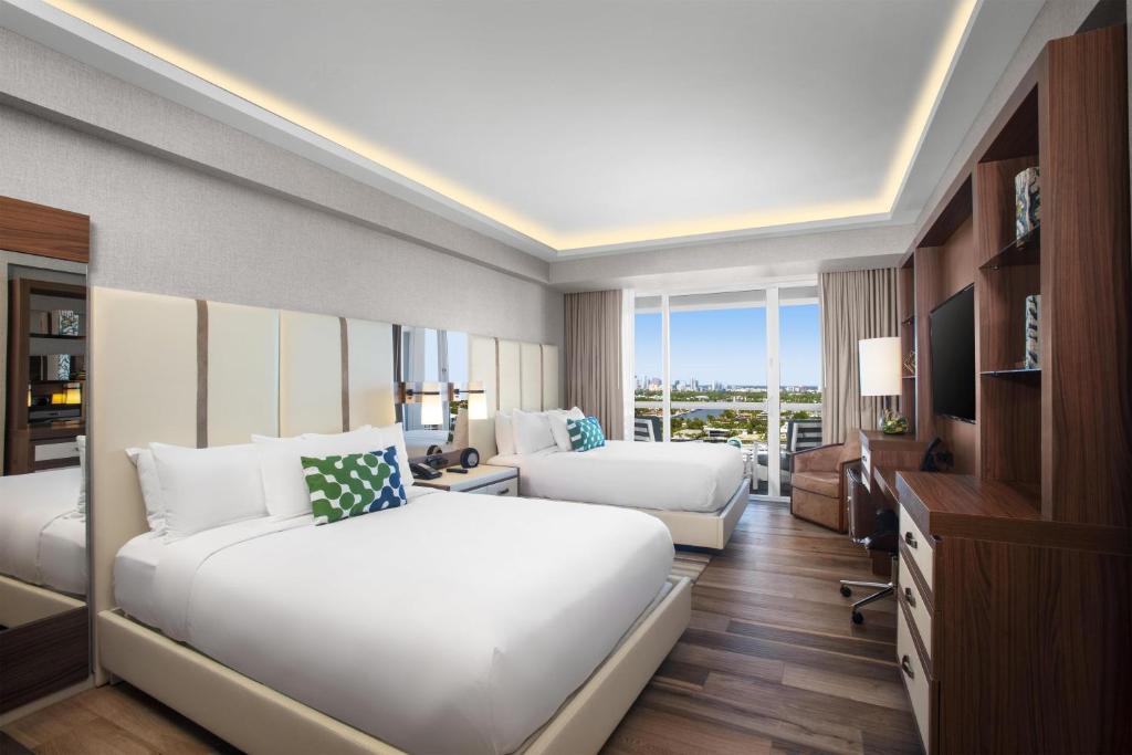 Conrad Fort Lauderdale Beach - 