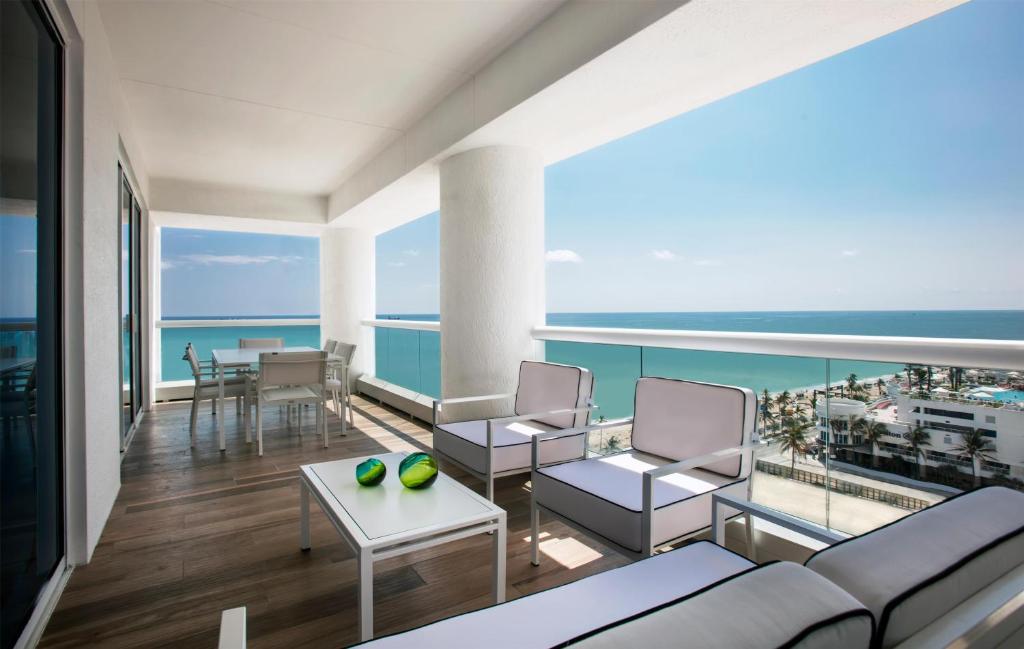 Conrad Fort Lauderdale Beach - 