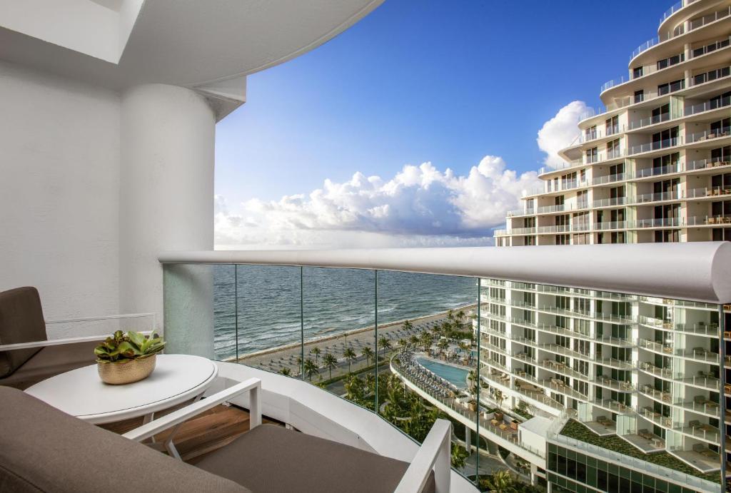 Conrad Fort Lauderdale Beach - 