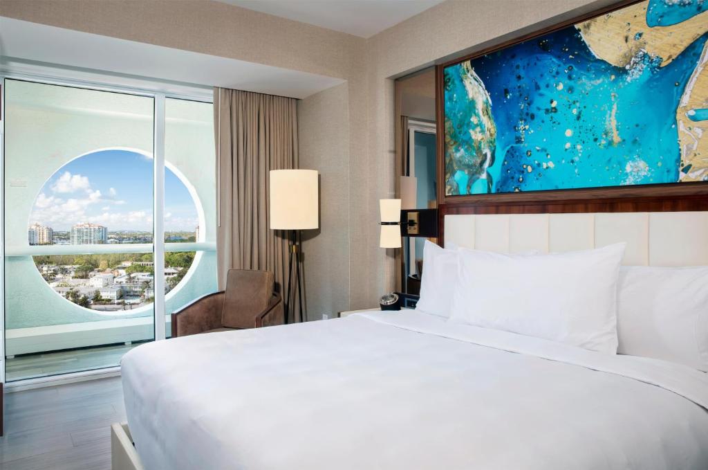Conrad Fort Lauderdale Beach - 