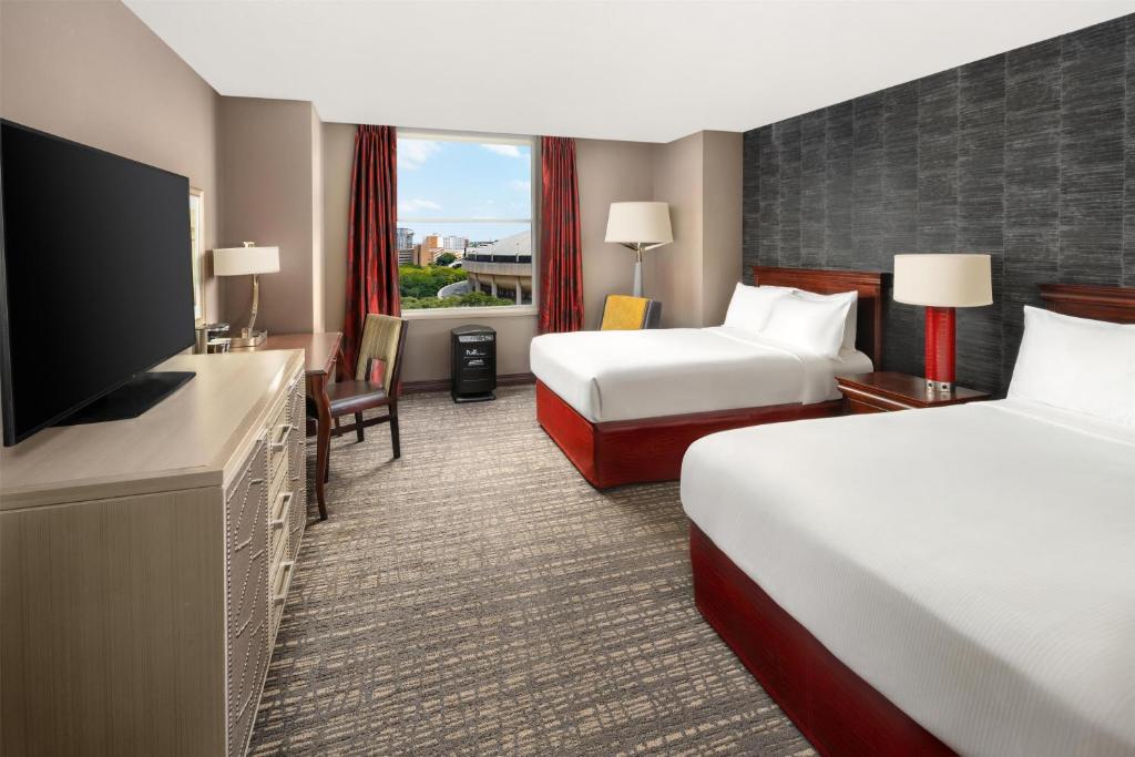 Hilton Fort Worth - 