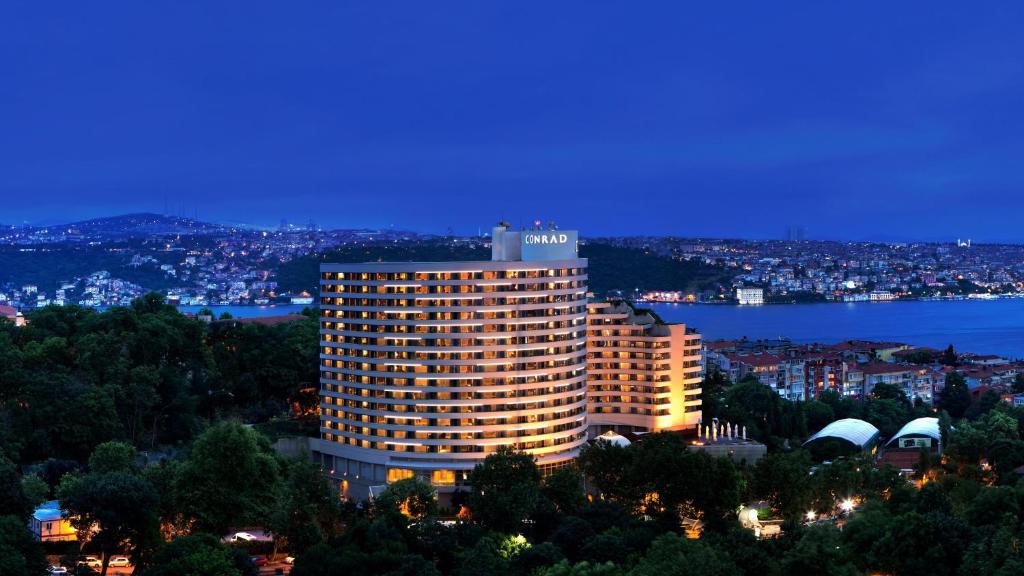 Conrad Istanbul Bosphorus - Housity