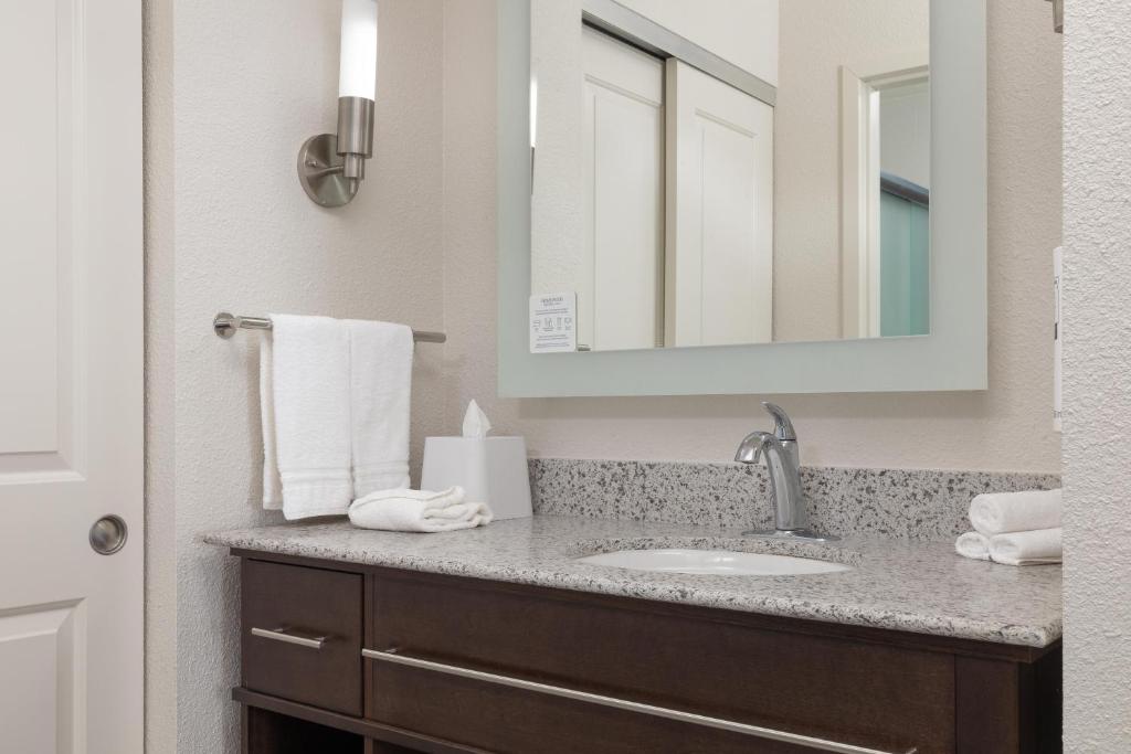 Homewood Suites By Hilton Las Vegas City Center - 