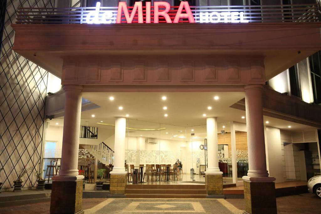 Restaurace v ubytování DeMira Hotel