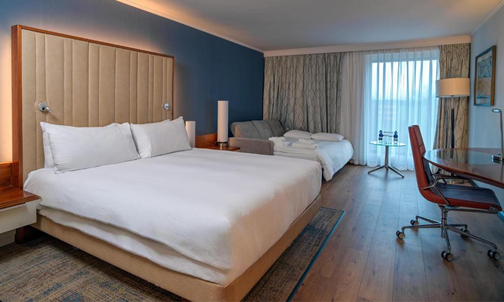 Hilton London Heathrow Airport Terminal 5 - 