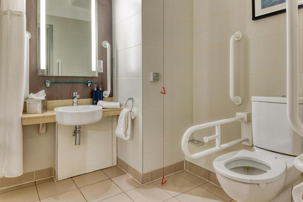 DoubleTree by Hilton London Angel Kings Cross - 