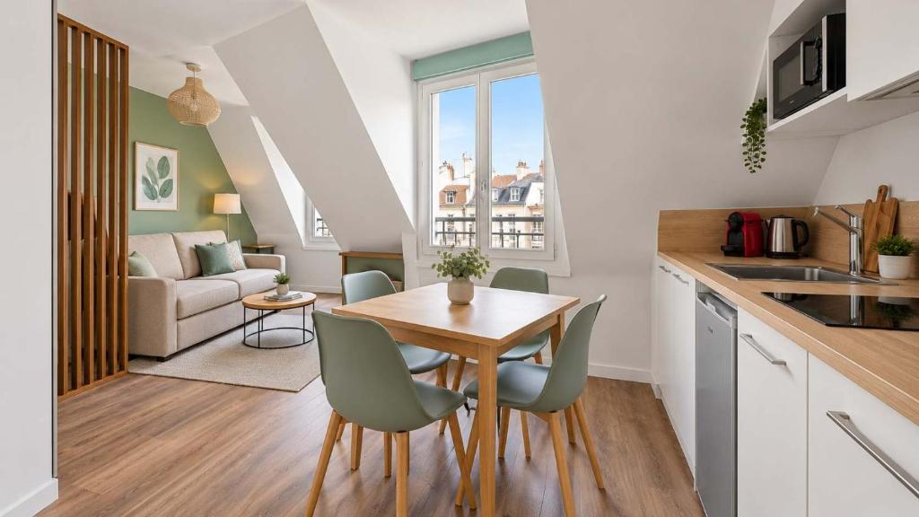 Logement elegante proche Tour Eiffel et Invalides