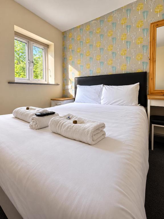 The Avenue Club and Lodge - 