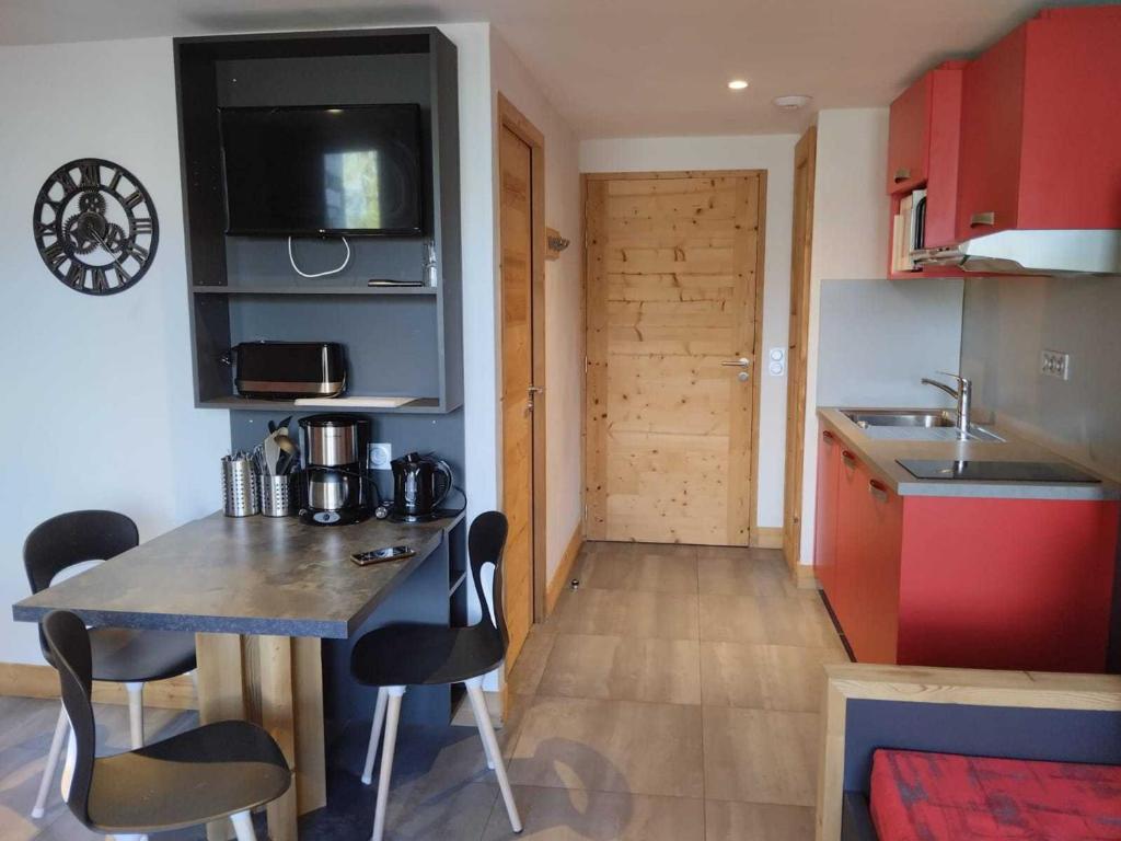 Studio Rénové avec Parking Gratuit et Vue Mont Blanc