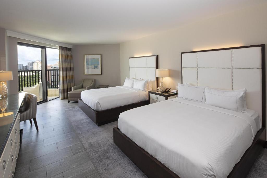 Hilton Marco Island Beach Resort and Spa - 