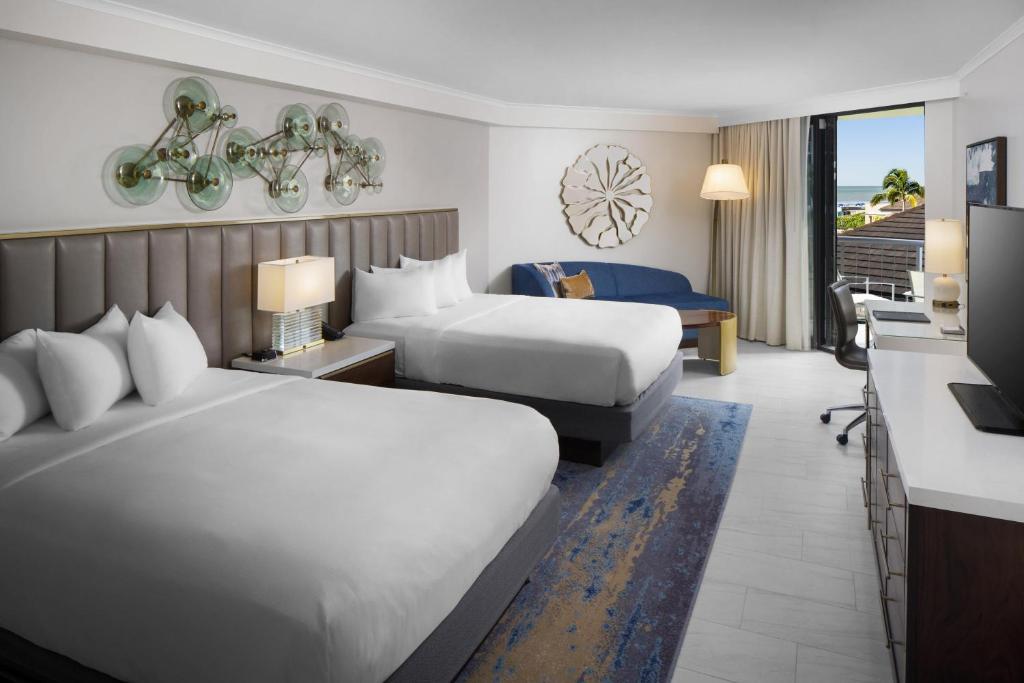 Hilton Marco Island Beach Resort and Spa - 