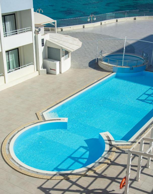 Riviera Hotel & Spa - 