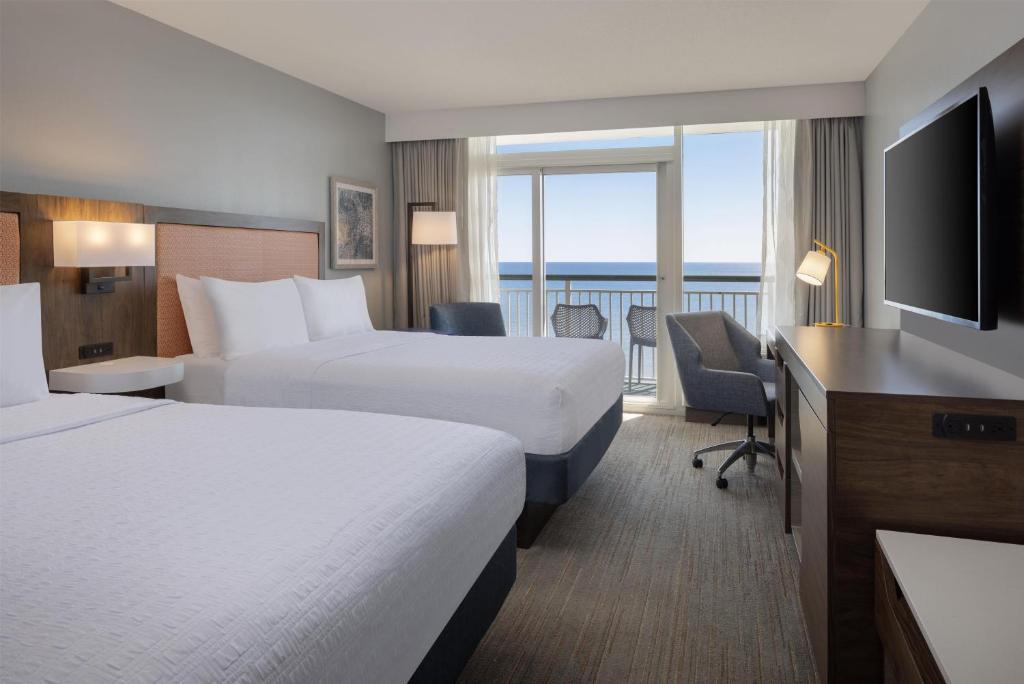 Hampton Inn & Suites Myrtle Beach Oceanfront - 