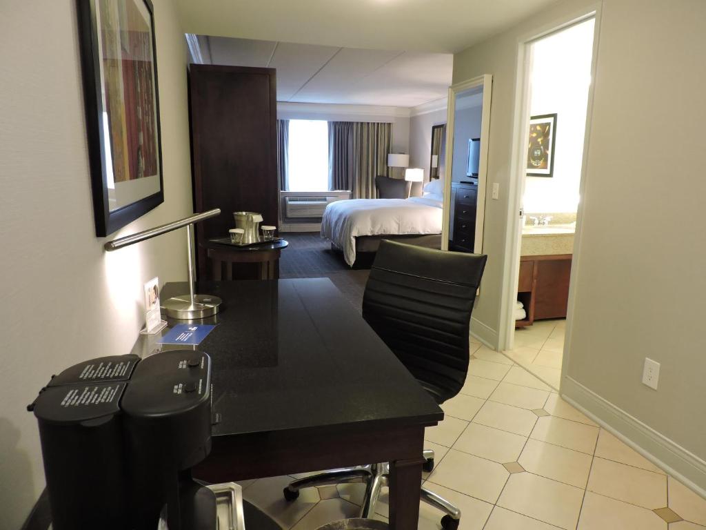 Hilton Mystic - 