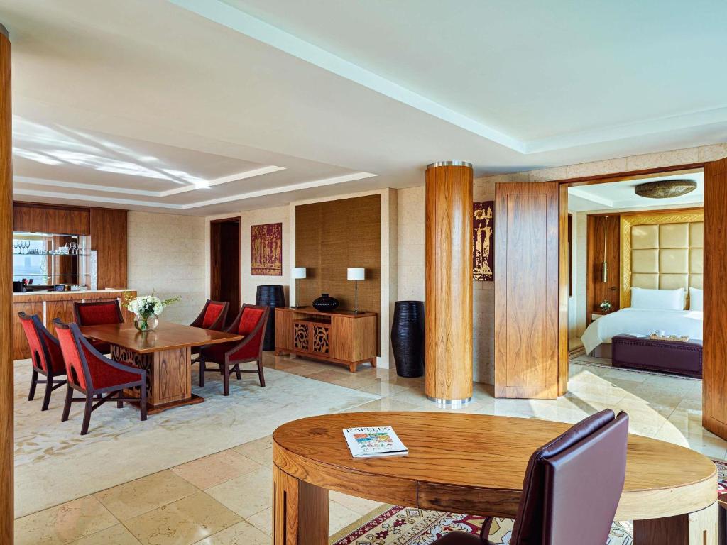 Raffles Dubai - 