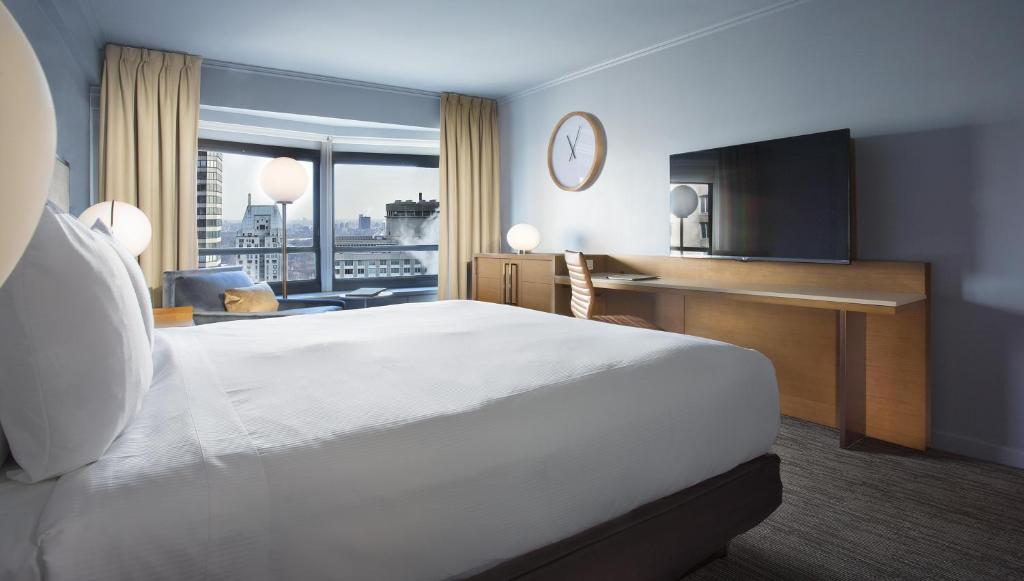 New York Hilton Midtown - 
