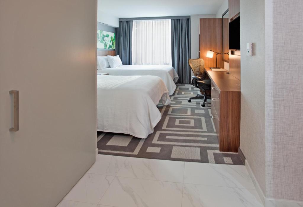 Hilton Garden Inn New York Central Park South-Midtown West - 