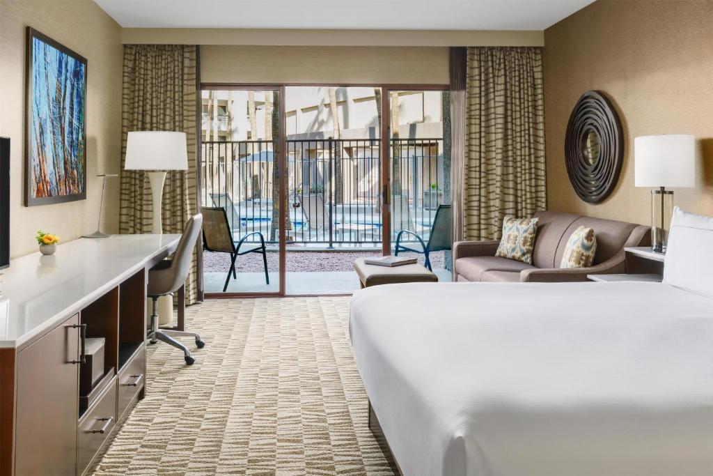 Hilton Phoenix Airport - 