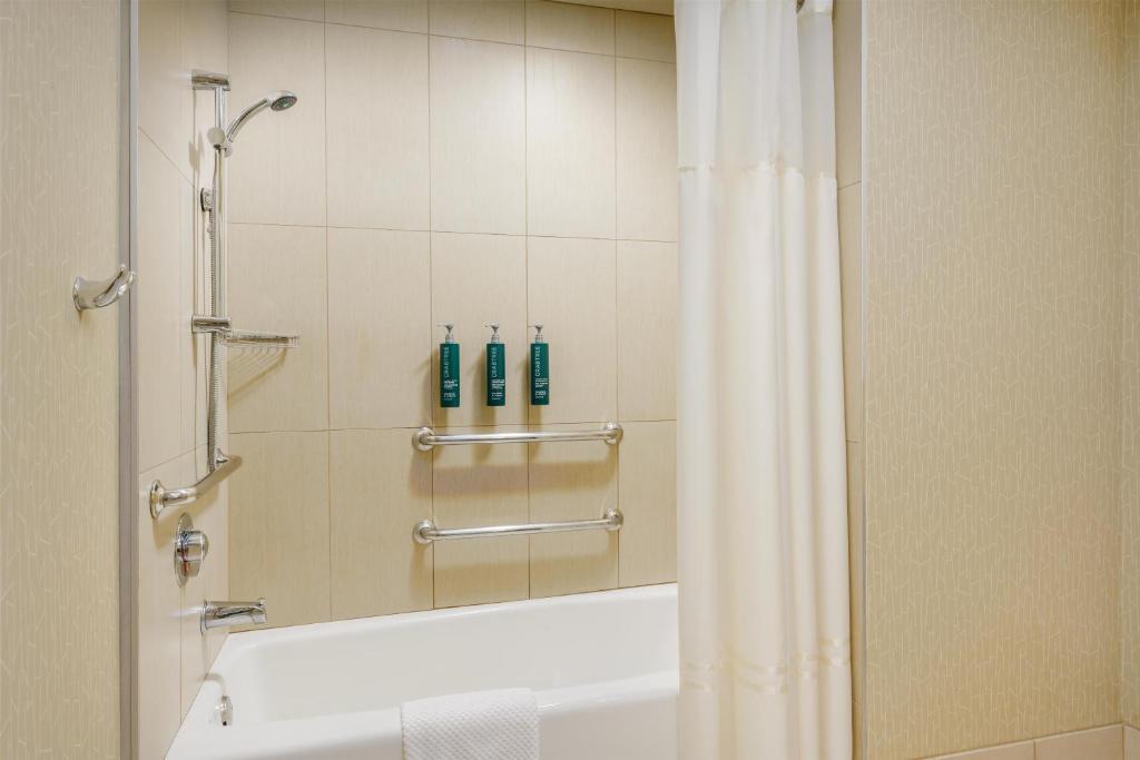 Hilton Phoenix Airport - 