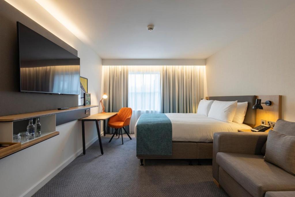 Holiday Inn Bristol Airport, an IHG Hotel - 