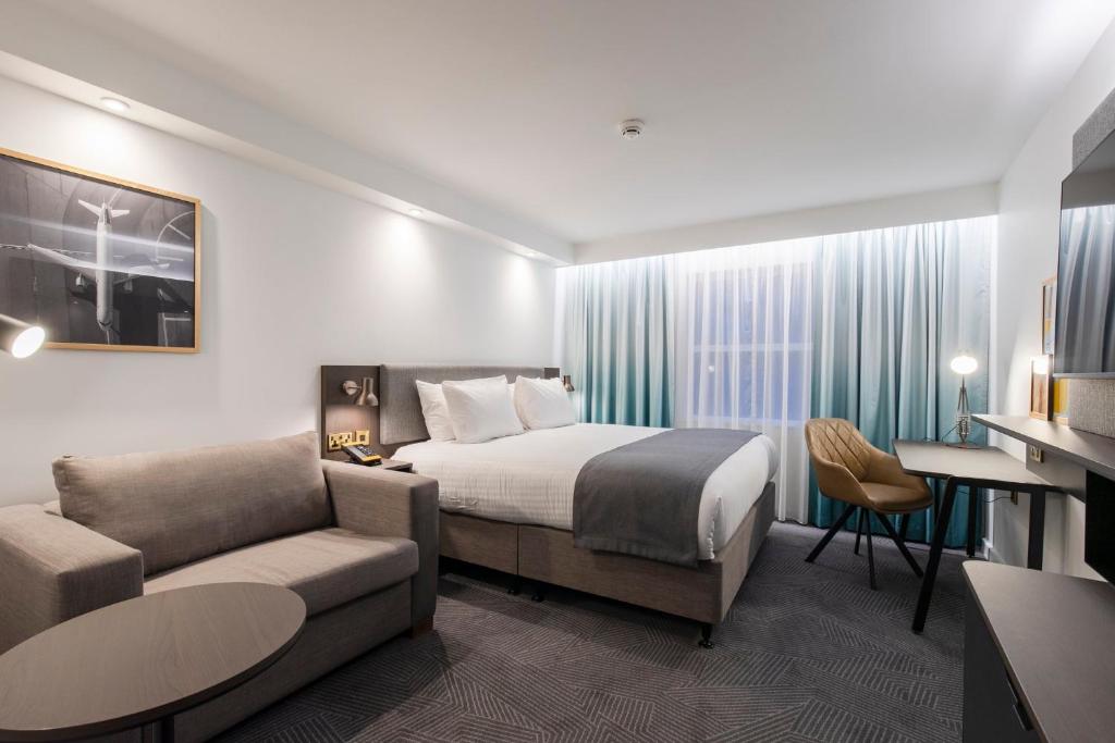 Holiday Inn Bristol Airport, an IHG Hotel - 