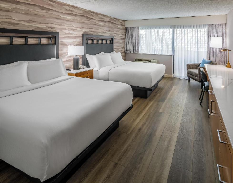 DoubleTree by Hilton Rochester - 