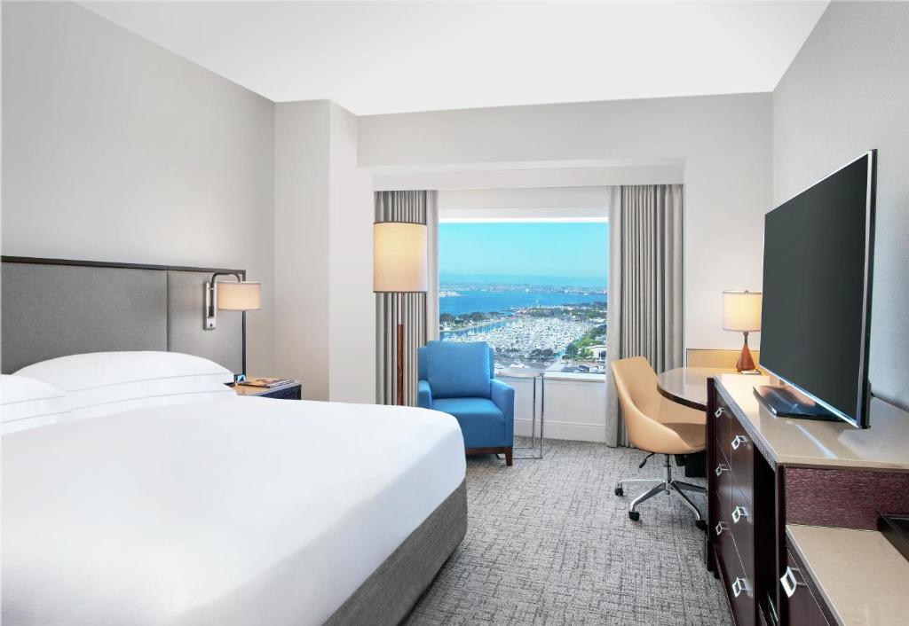 Hilton San Diego Bayfront - 