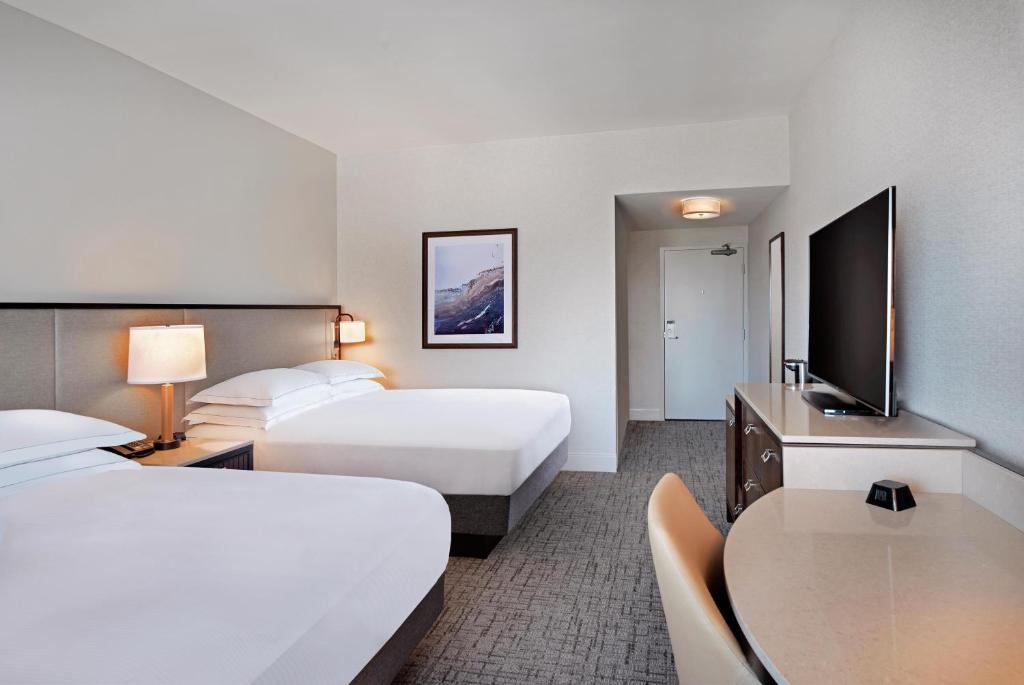 Hilton San Diego Bayfront - 