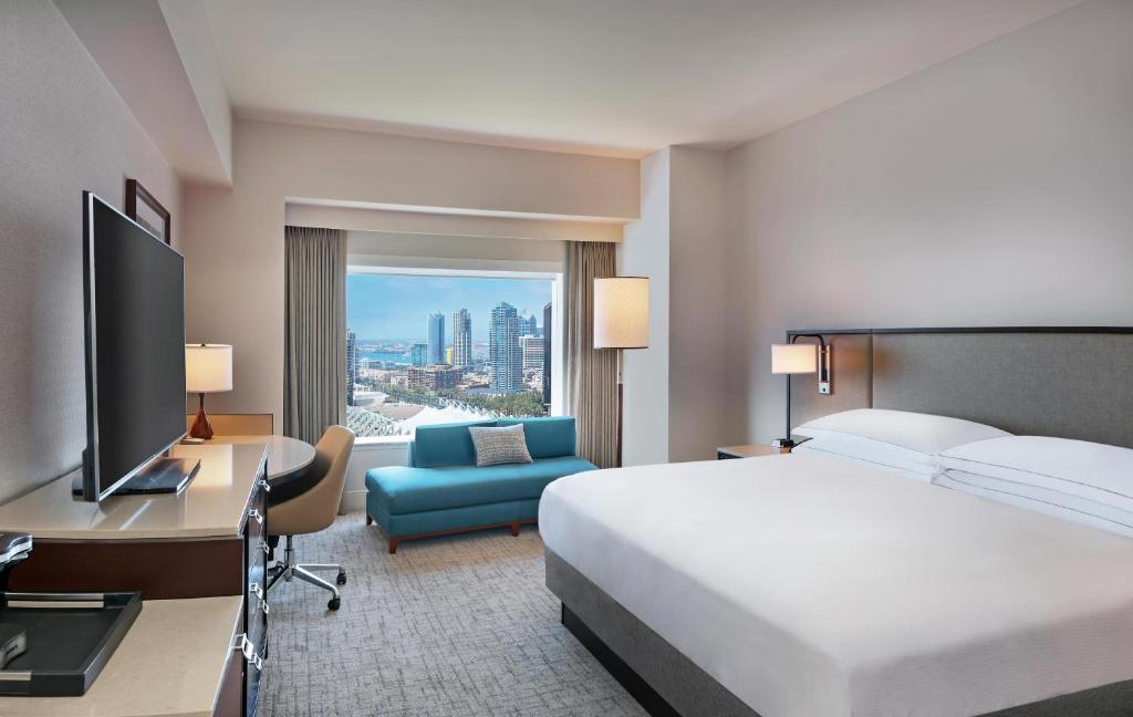 Hilton San Diego Bayfront - 