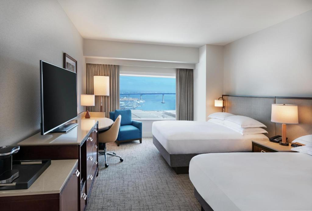 Hilton San Diego Bayfront - 