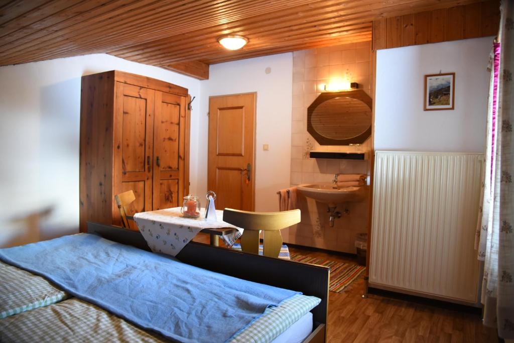 Postel nebo postele na pokoji v ubytování Payrhof