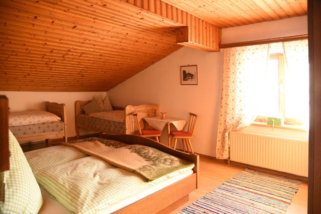 Postel nebo postele na pokoji v ubytování Payrhof