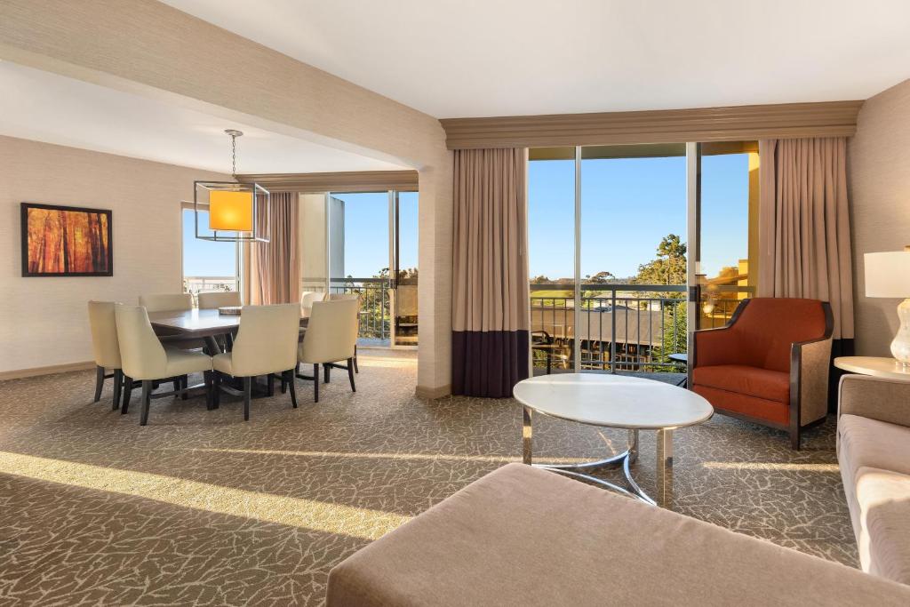 Hilton La Jolla Torrey Pines - 