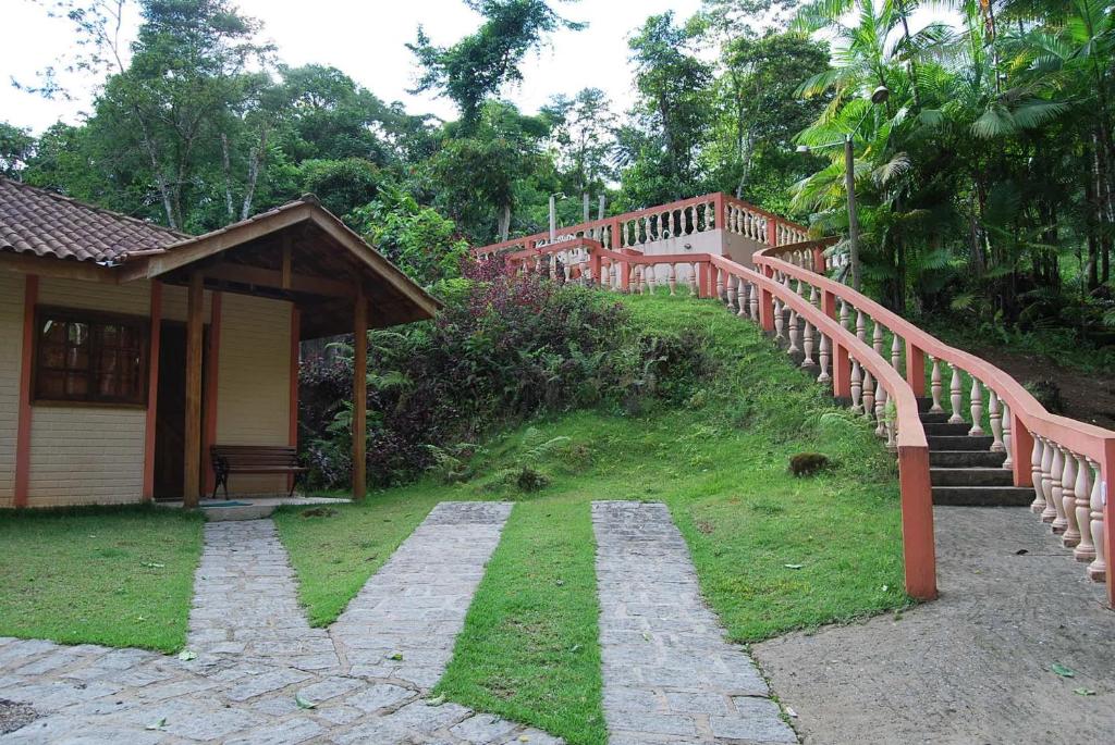  Pousada Canto do Curió Paraty