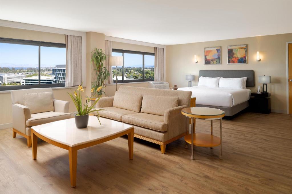 Hilton San Francisco Airport Bayfront - No Resort Fee - 
