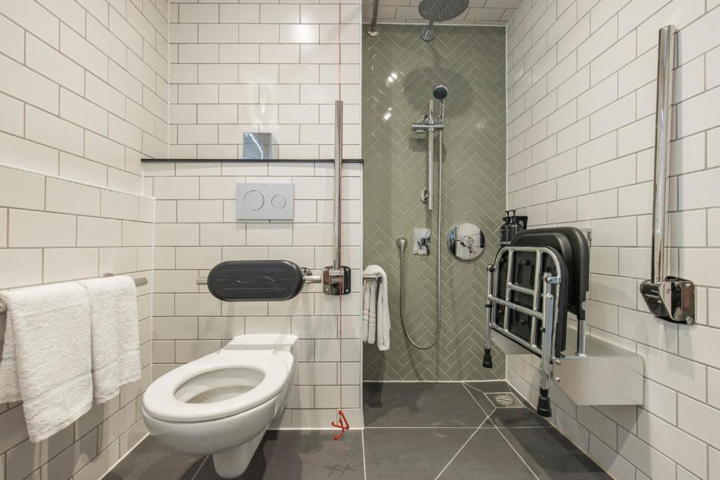Holiday Inn Bristol Airport, an IHG Hotel - 