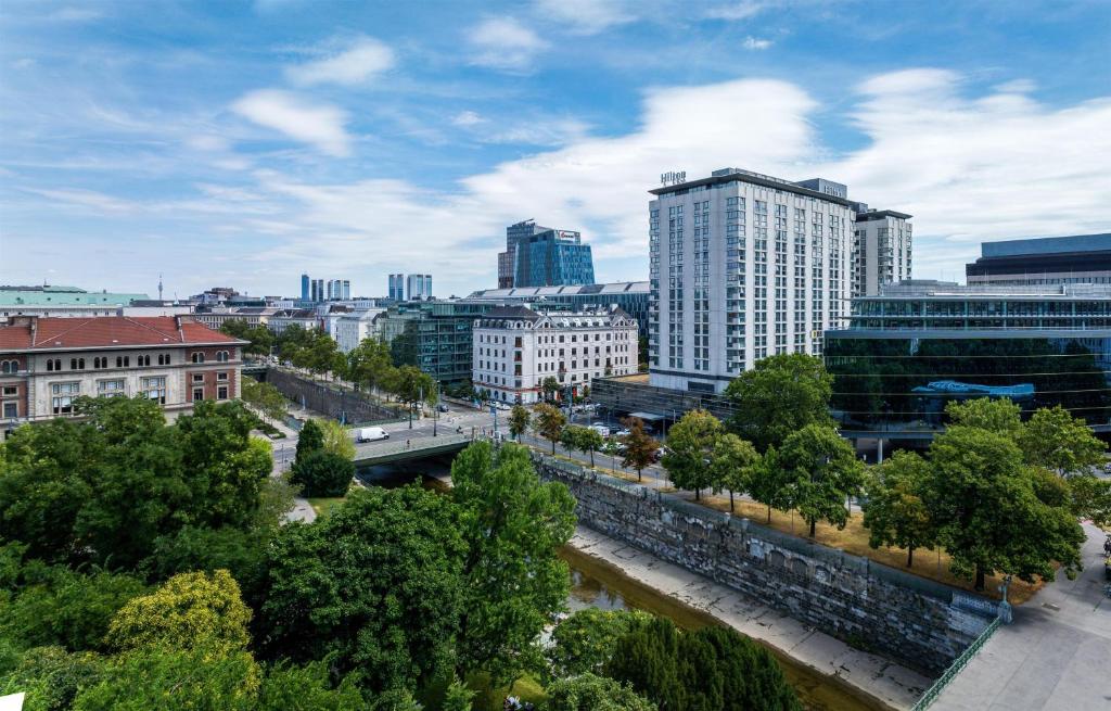 Hilton Vienna Park - Housity