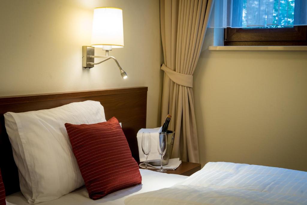 Rezydencja Dwór Polski - Standard Plus Twin Room