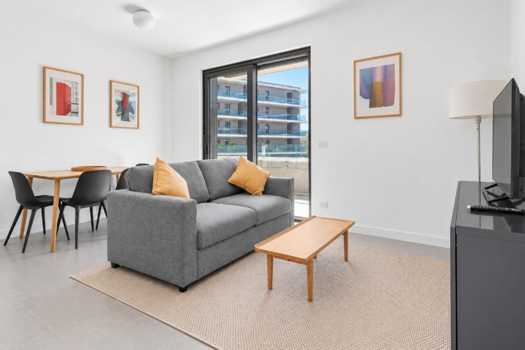 Feel Uptown Fiera with Terrace & Garage by NDP Rent