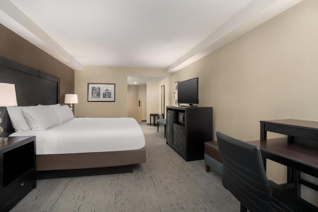 Holiday Inn Express Philadelphia-Midtown, an IHG Hotel - 