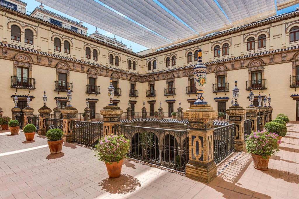 Hotel Alfonso XIII, a Luxury Collection Hotel, Seville - 