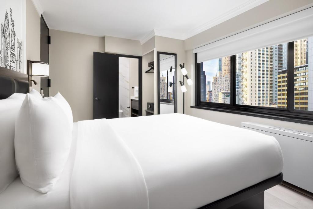 The Manhattan at Times Square - 