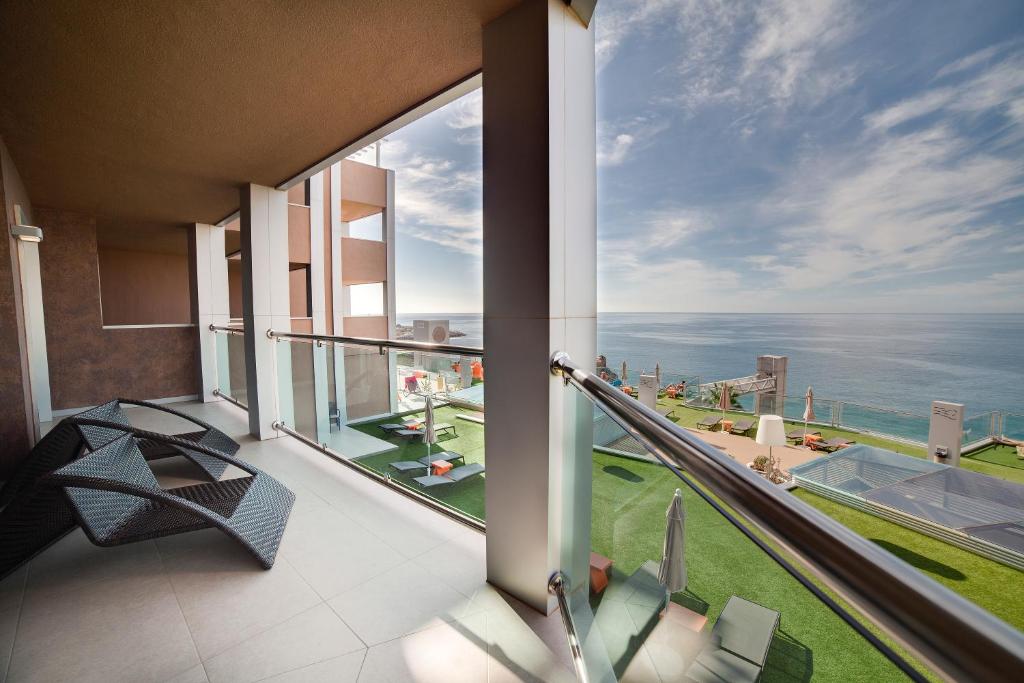 Riviera Vista - 3 Bedroom Suite
