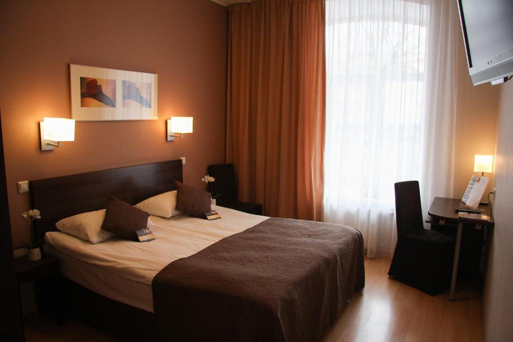 City Hotel Tallinn by Unique Hotels - Double Or Twin Room With Street View