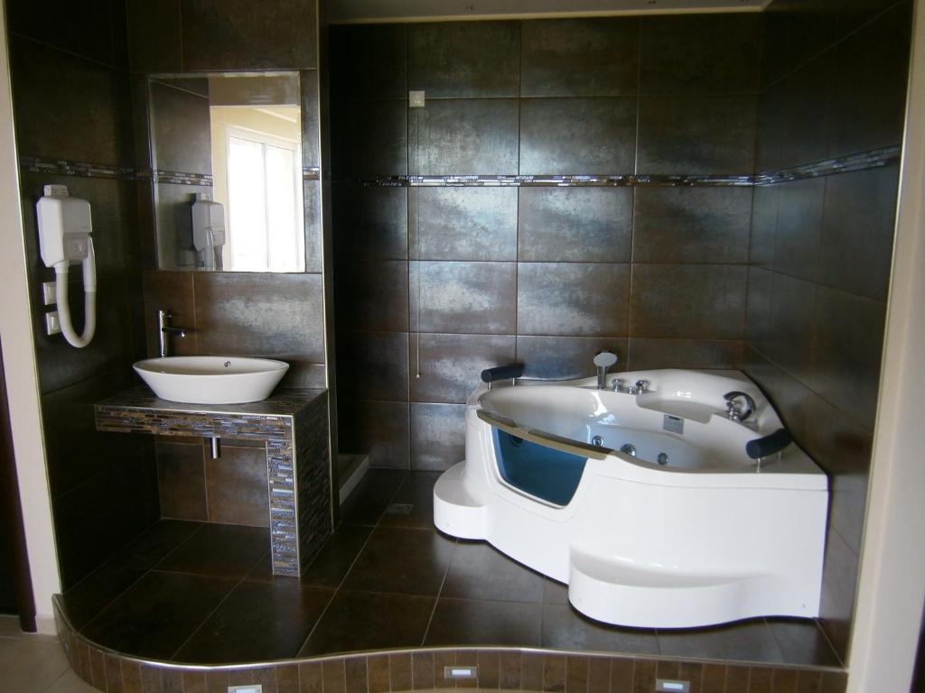 Koupelna v ubytování Hotel Ioanna